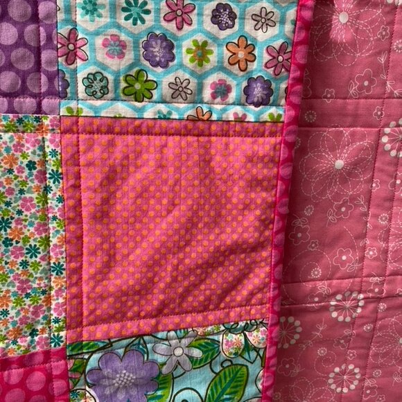 *NEW* Handmade Baby Girl Quilt - Picture 8 of 10